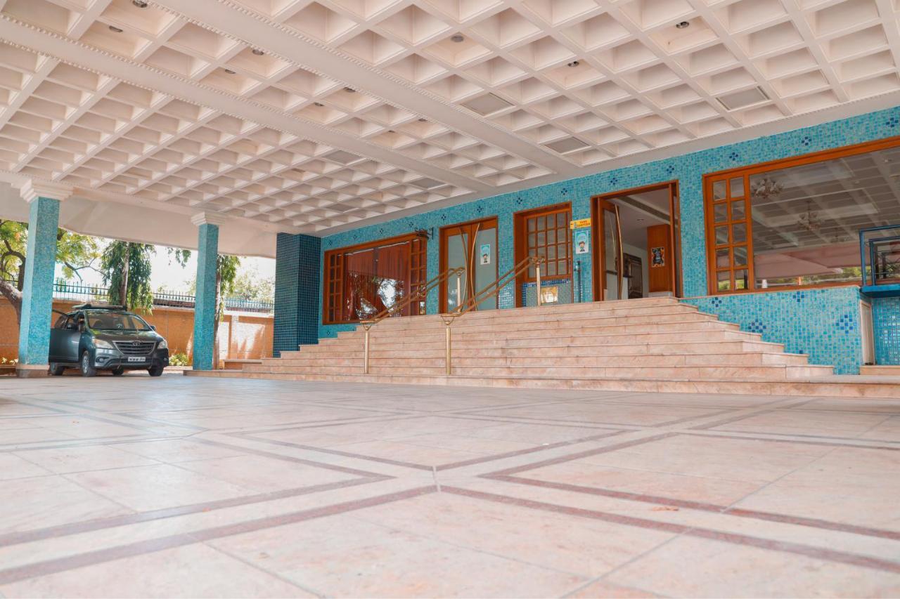 Sivakāsi Bell Hotel מראה חיצוני תמונה